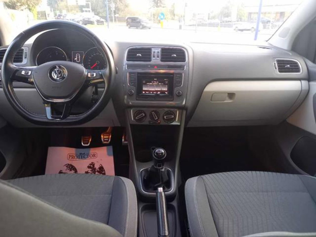 Volkswagen Polo 1.4 TDI 5p. Fresh BlueMotion Technology (9)