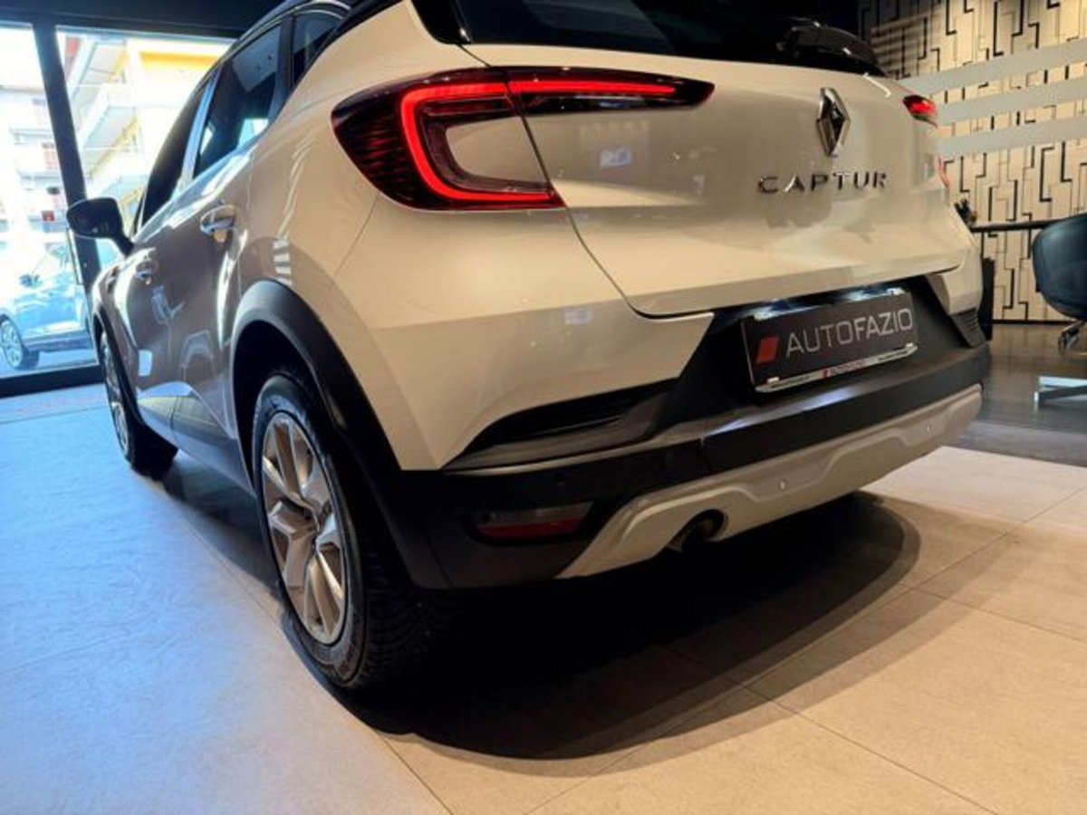 Renault Captur TCe 100 CV GPL FAP Zen (12)