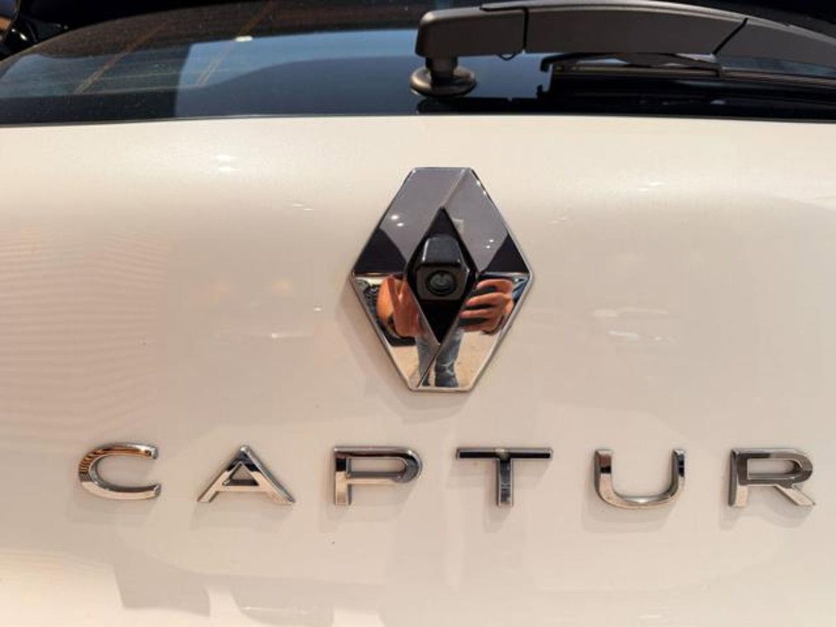 Renault Captur TCe 100 CV GPL FAP Zen (16)