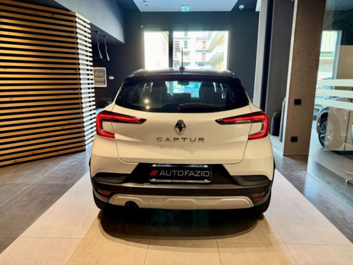 Renault Captur TCe 100 CV GPL FAP Zen (9)