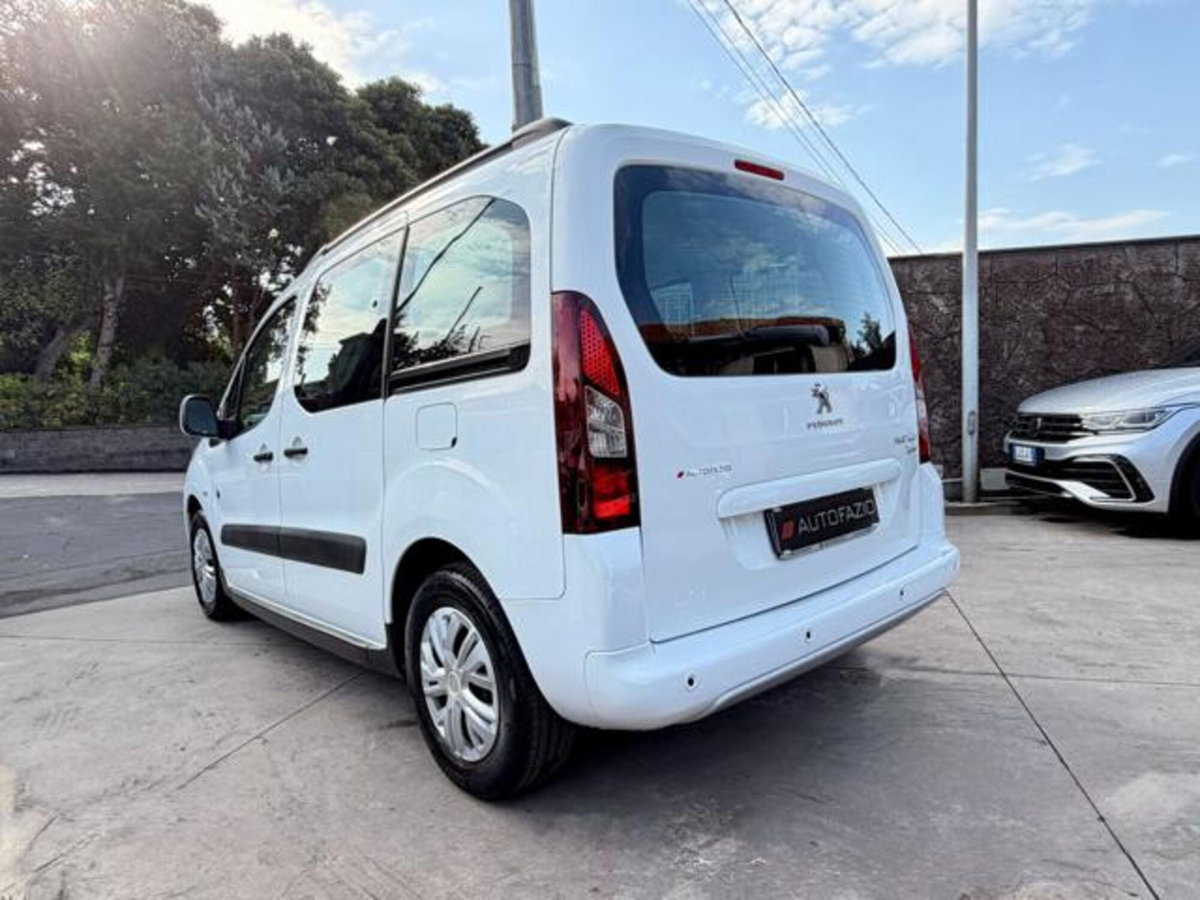 Peugeot Partner 1.6 e-HDi 92 CV S&S Outdoor (3)