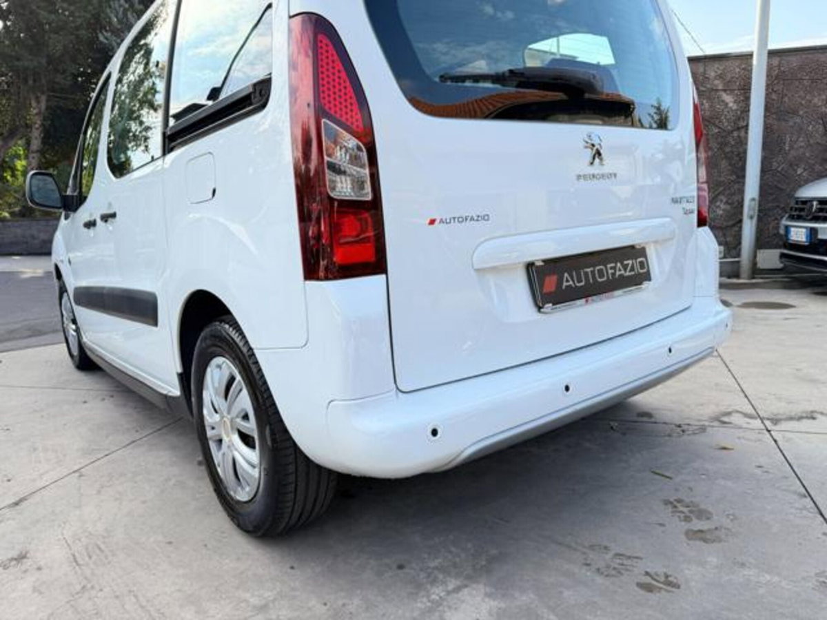 Peugeot Partner 1.6 e-HDi 92 CV S&S Outdoor (7)