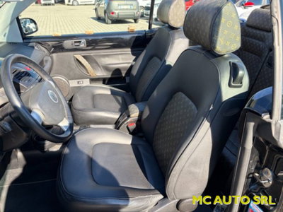Volkswagen New Beetle Cabrio 2.0 Cabrio (9)