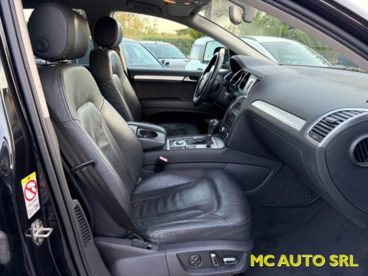 Audi Q7 3.0 V6 TDI 240 CV quattro tiptronic Advanced Plus (9)