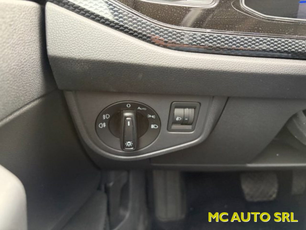 Volkswagen Polo 1.0 tsi Life 95cv dsg (15)