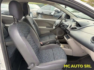 Renault Twingo 1.2 8V Le Iene (9)