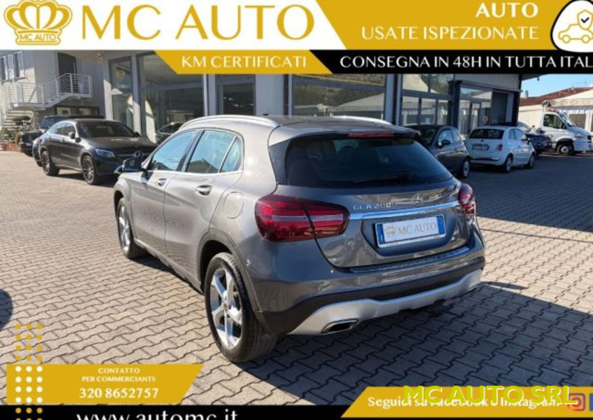Mercedes-Benz GLA SUV 200 d Automatic Premium (4)