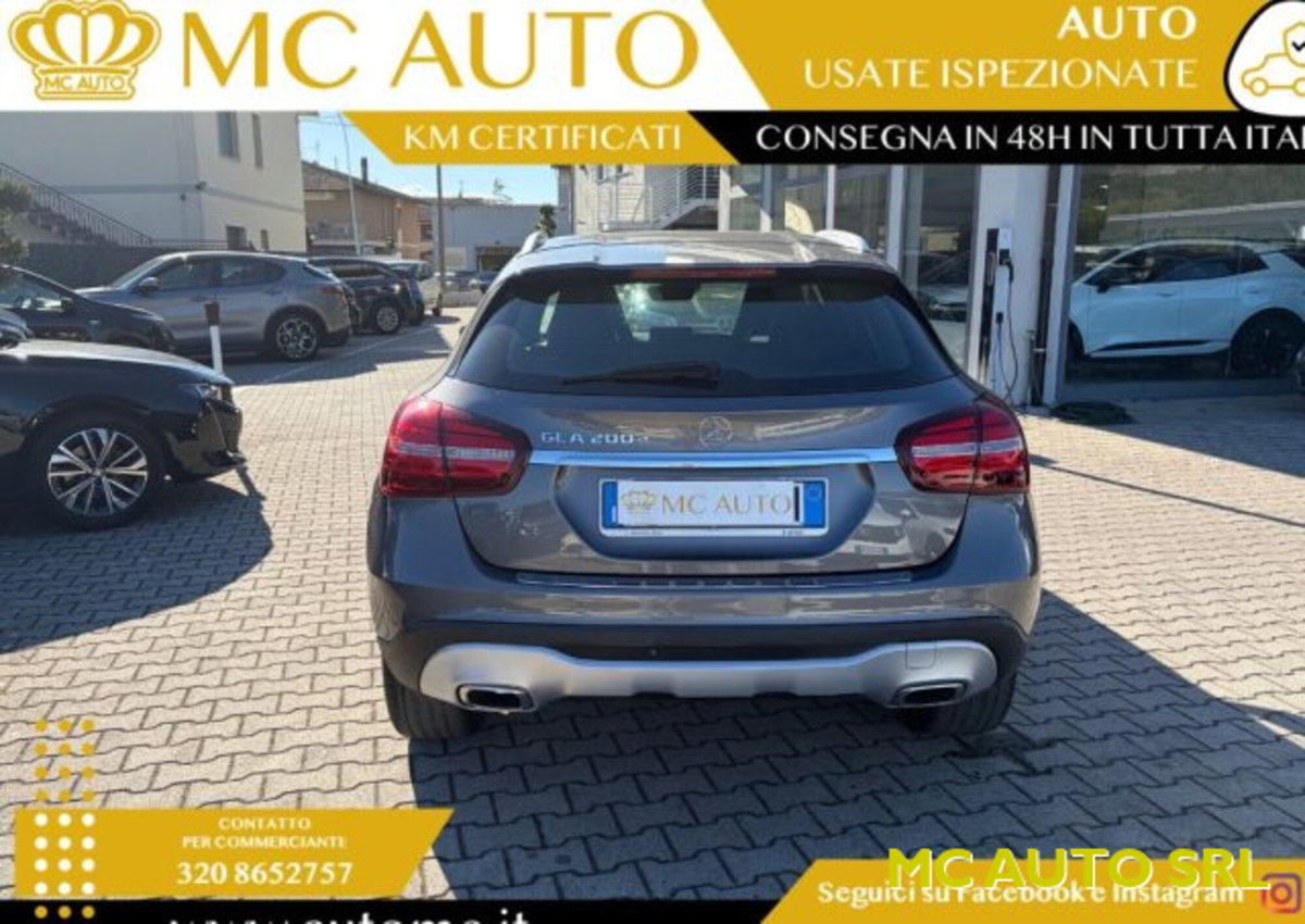 Mercedes-Benz GLA SUV 200 d Automatic Premium (5)