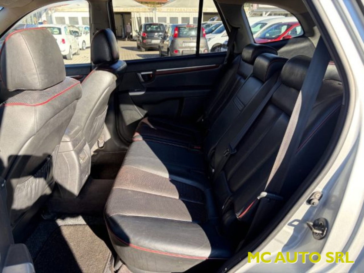Hyundai Santa Fe 2.2 CRDi VGT Dynamic 5 p.ti (8)