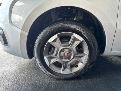 Fiat Qubo 1.3 MJT 80 CV Trekking (15)