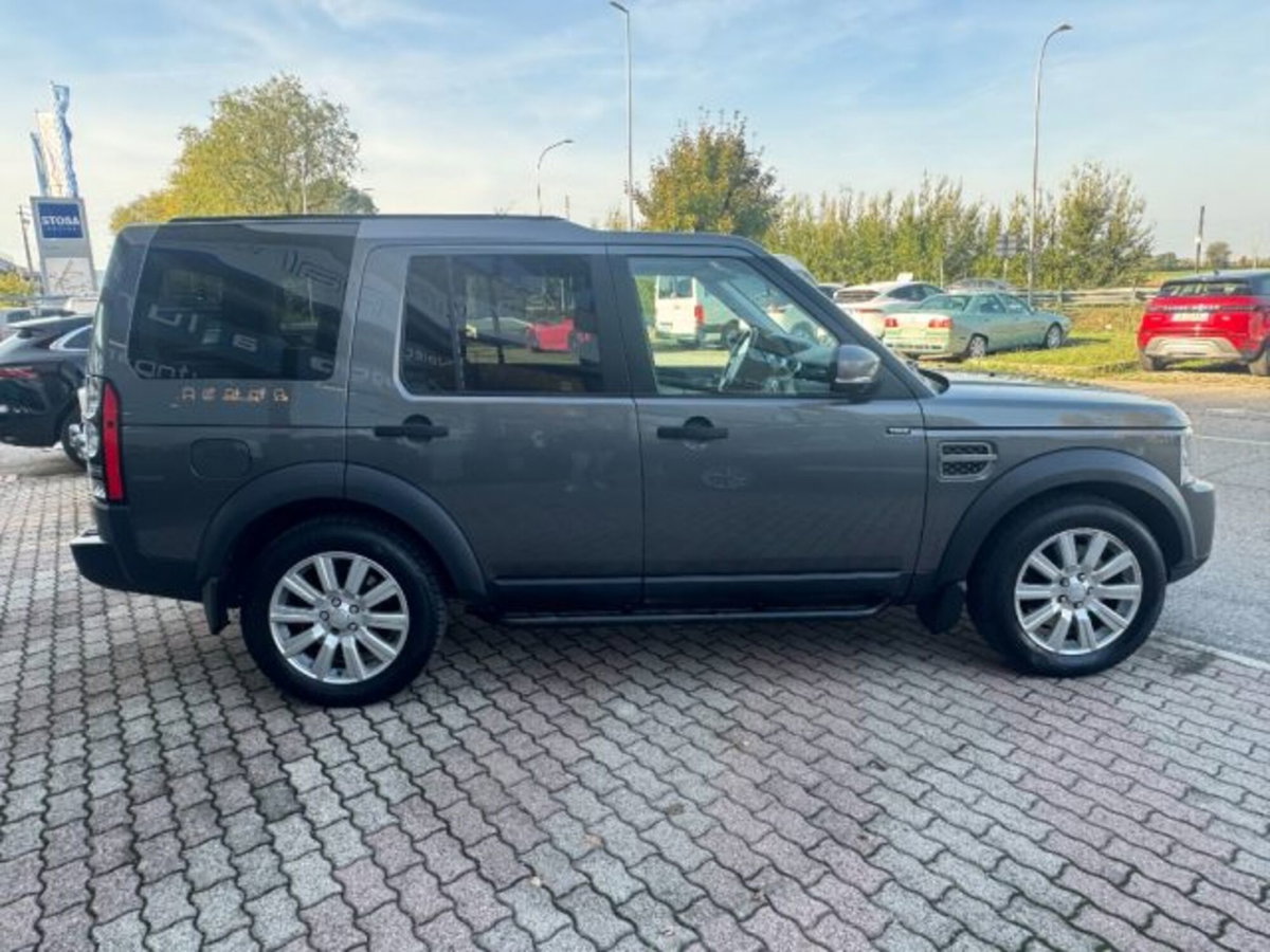 Land Rover Discovery 4 3.0 TDV6 211CV SE (5)