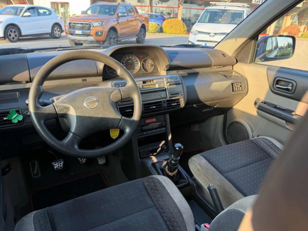 Nissan X-Trail 2.2 TD Di Sport (15)