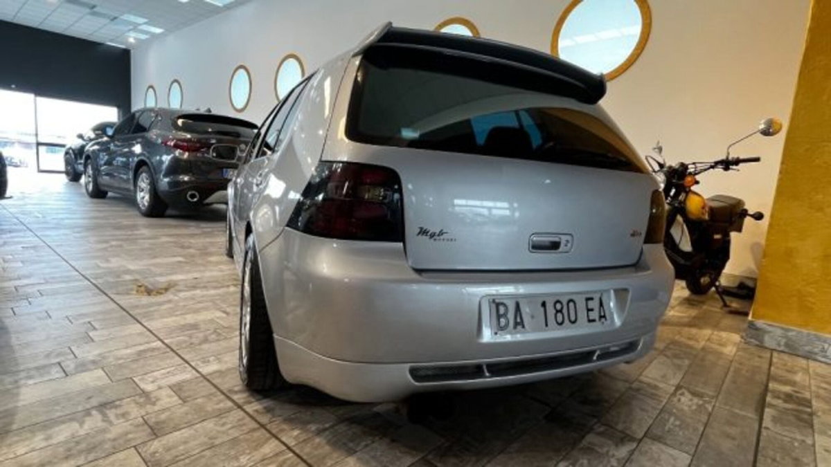 Volkswagen Golf 1.8 turbo 20V cat 5p. GTI (4)