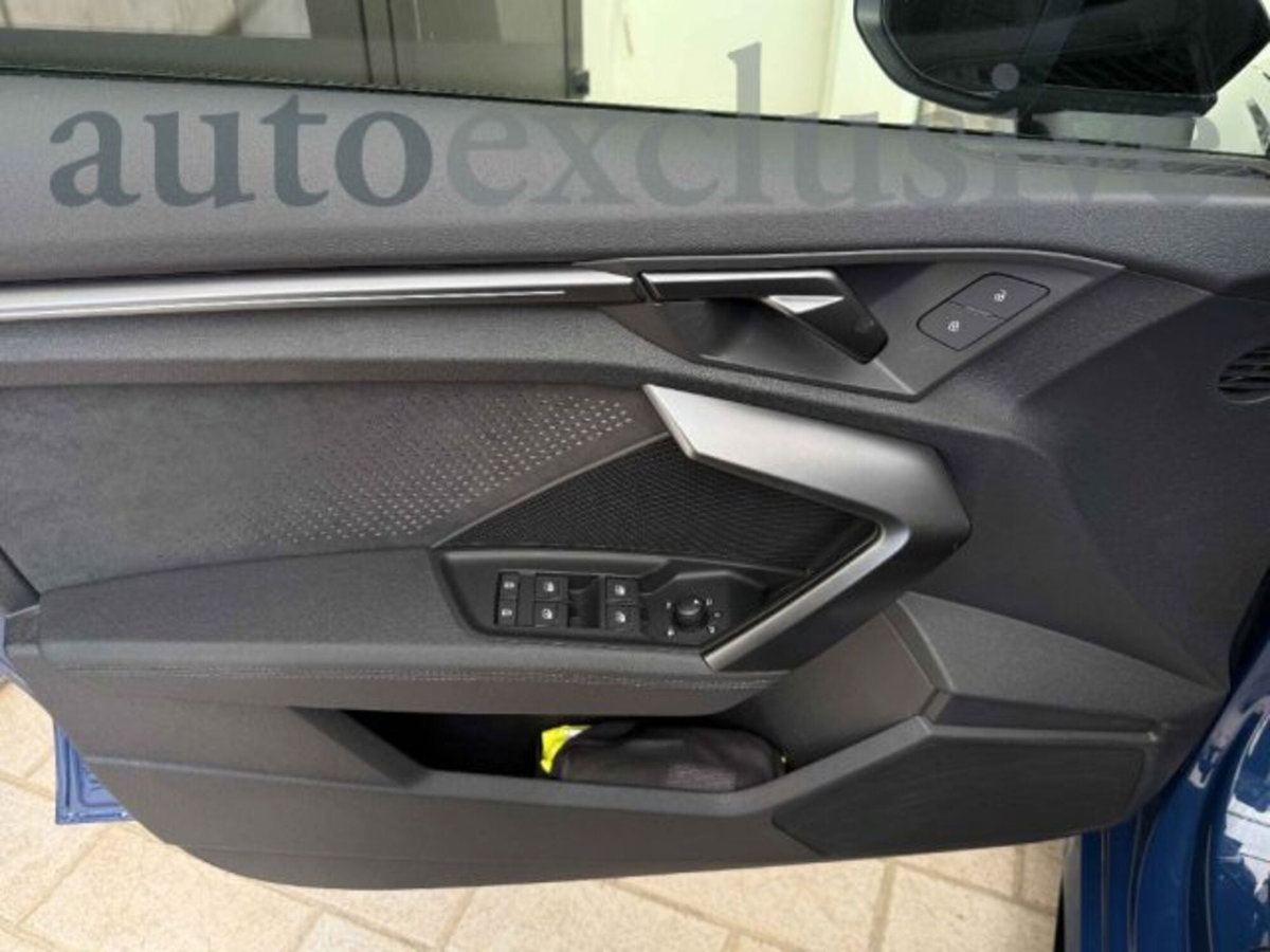 Audi RS 3 3 TFSI quattro S tronic (9)