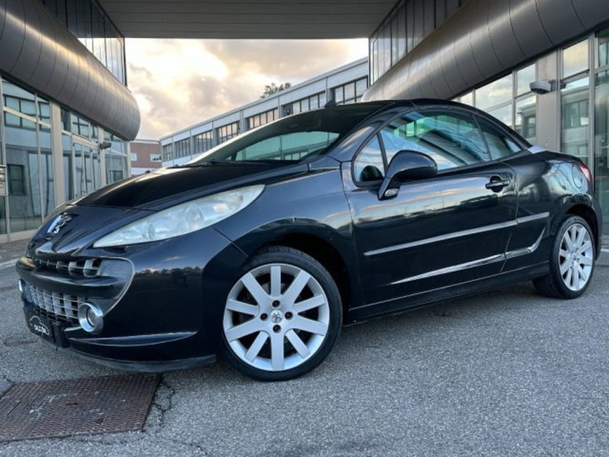 Peugeot 207 Cabrio HDi 110CV CC Féline