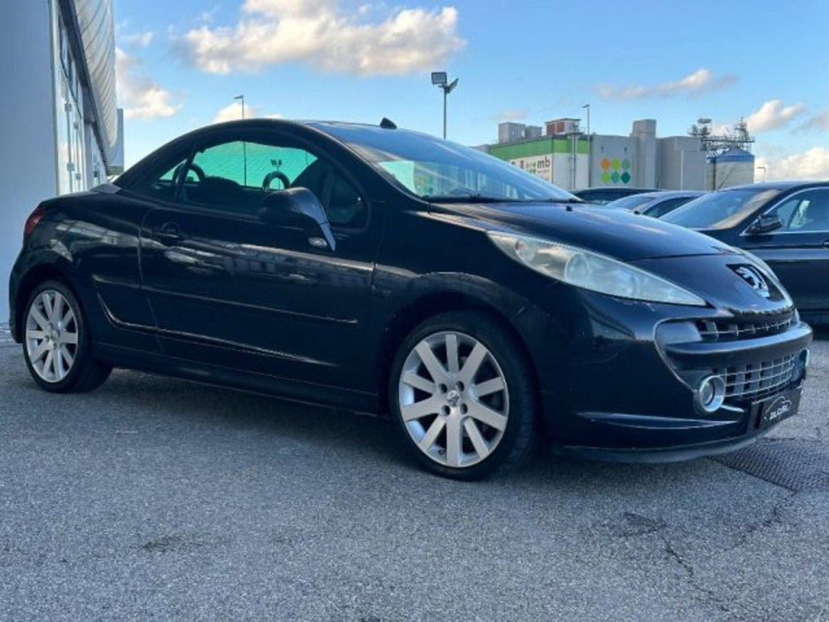 Peugeot 207 Cabrio HDi 110CV CC Féline (2)