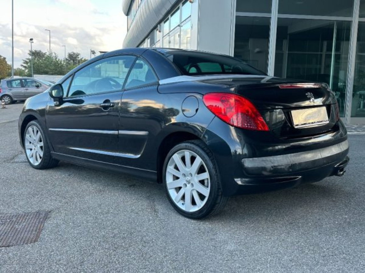 Peugeot 207 Cabrio HDi 110CV CC Féline (6)