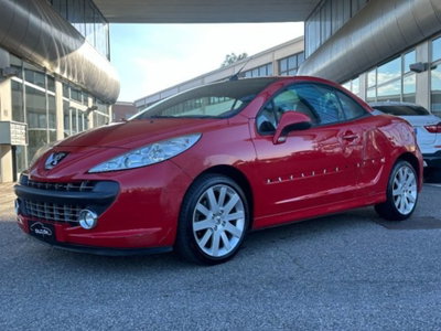 Peugeot 207 Cabrio VTi 120CV CC aut. Féline (3)