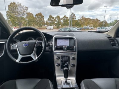 Volvo XC60 D3 AWD Geartronic Momentum (10)