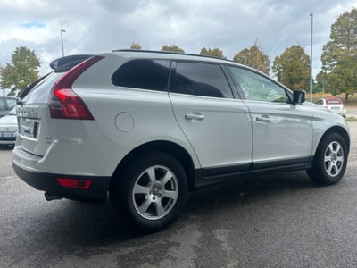 Volvo XC60 D3 AWD Geartronic Momentum (5)