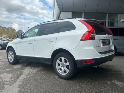Volvo XC60 D3 AWD Geartronic Momentum (6)