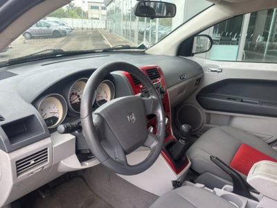Dodge Caliber 2.0 Turbodiesel SXT (11)