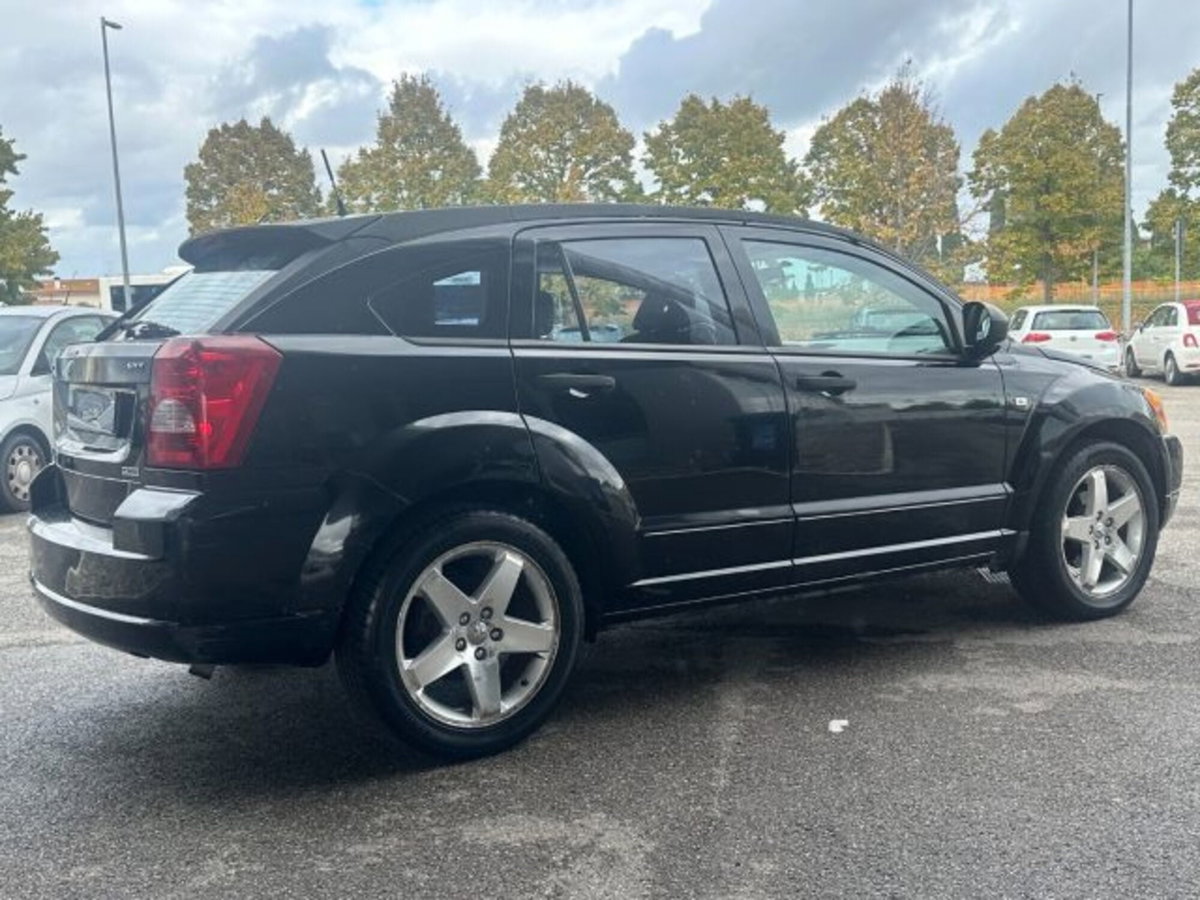 Dodge Caliber 2.0 Turbodiesel SXT (5)