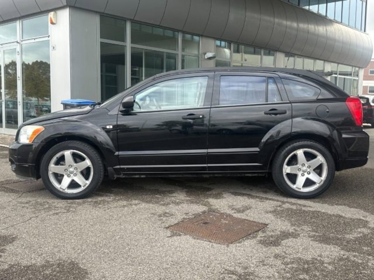 Dodge Caliber 2.0 Turbodiesel SXT (8)