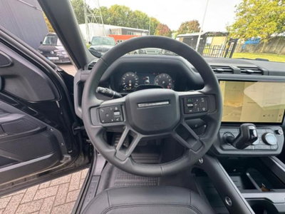 Land Rover Defender 110 2.0 si4 phev X-Dynamic SE awd 300cv auto (5)