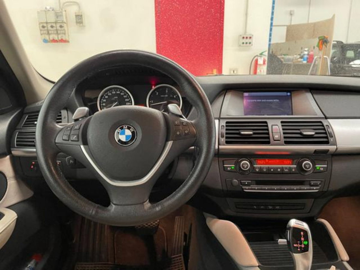 BMW X6 xDrive30d Attiva (19)