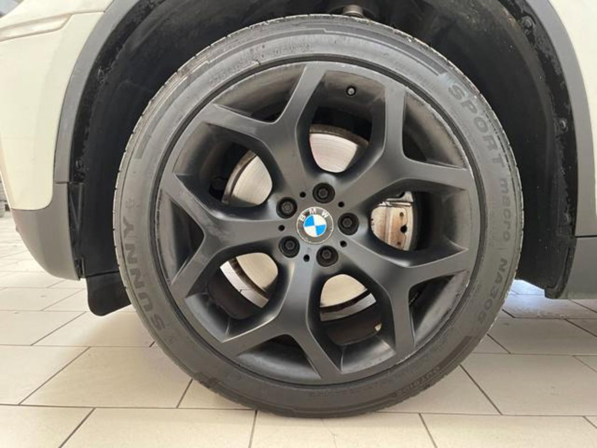 BMW X6 xDrive30d Attiva (8)