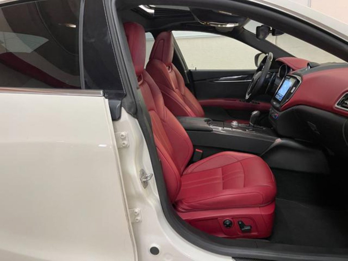 Maserati Ghibli Ghibli V6 Diesel 275 CV Gransport (20)