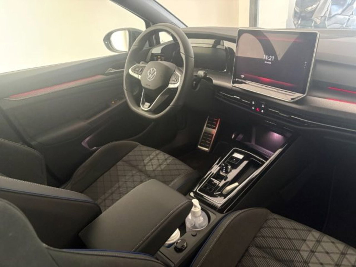 Volkswagen Golf Variant 1.5 eTSI 150 CV EVO ACT DSG R-Line (14)