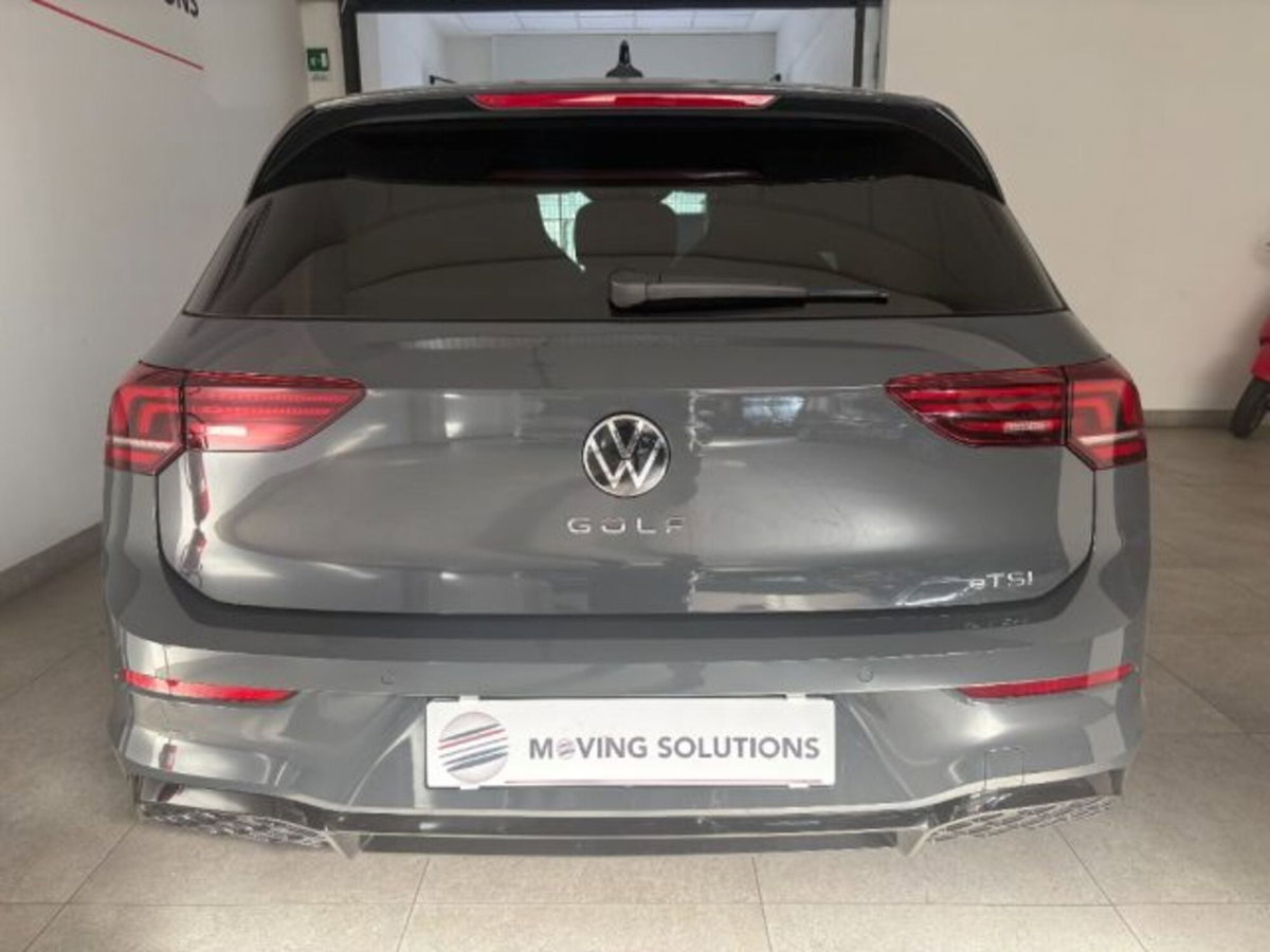 Volkswagen Golf Variant 1.5 eTSI 150 CV EVO ACT DSG R-Line (3)