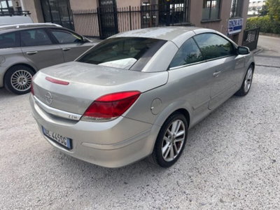 Opel Astra Cabrio TwinTop 1.6 16V VVT Enjoy (3)