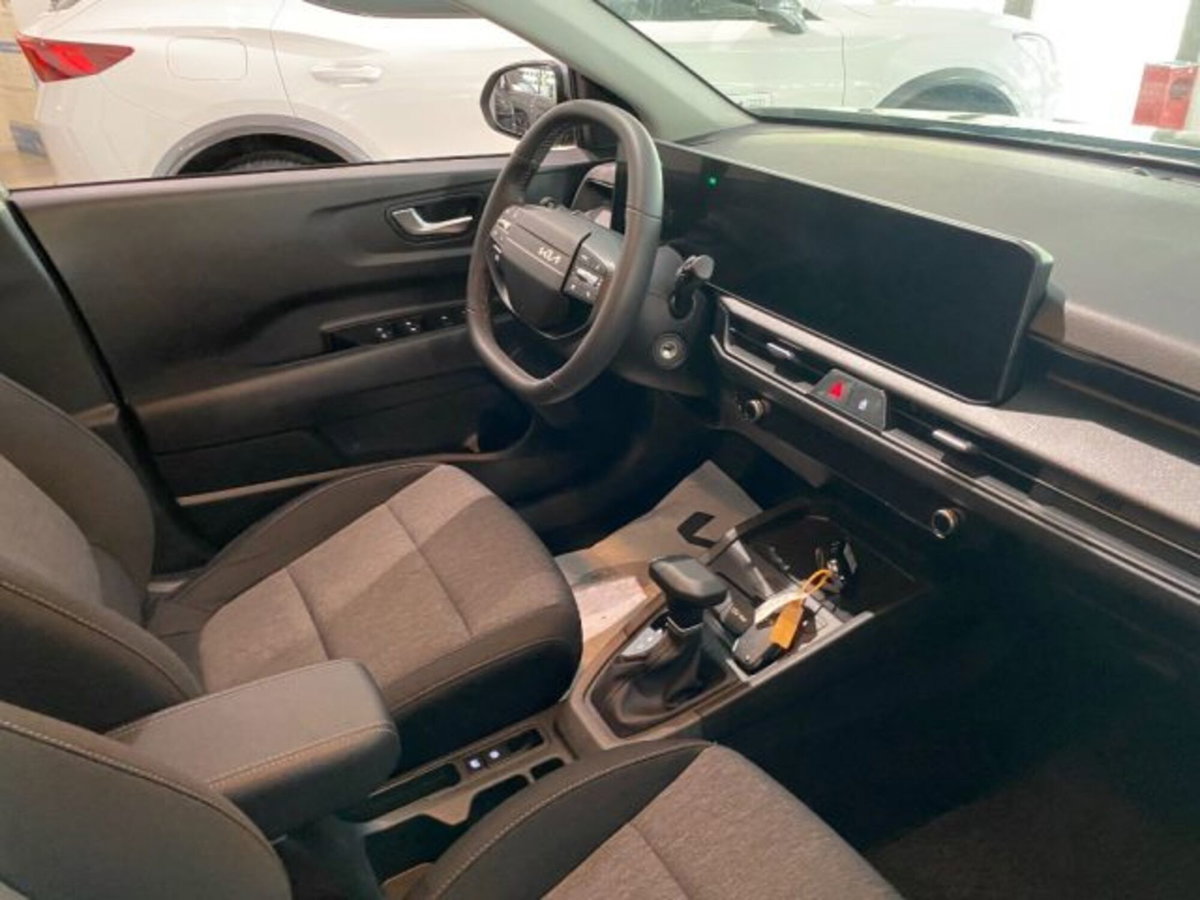 Kia Stonic 1.0 t-gdi mhev Style (13)