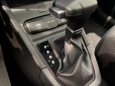 Kia Stonic 1.0 t-gdi mhev Style (8)