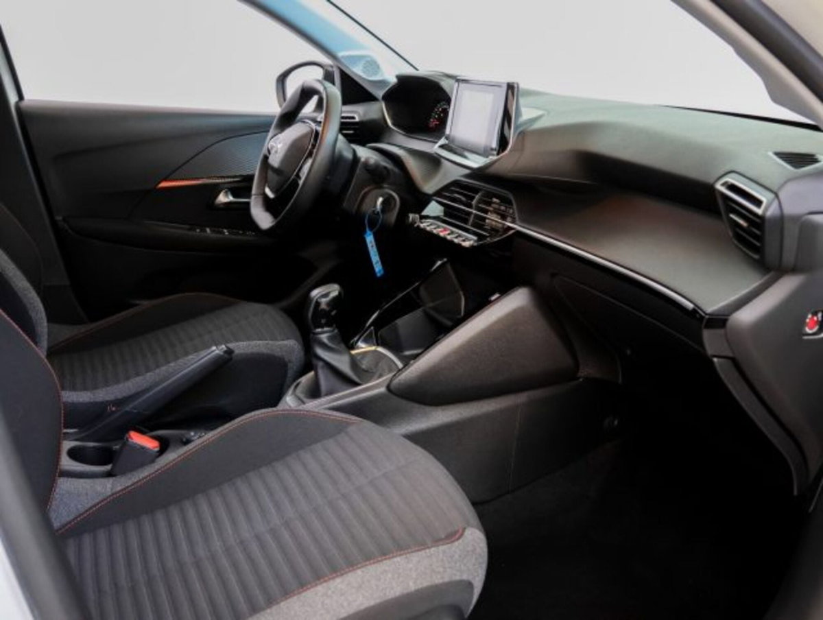 Peugeot 208 1.2 puretech Active s&s 75cv (12)