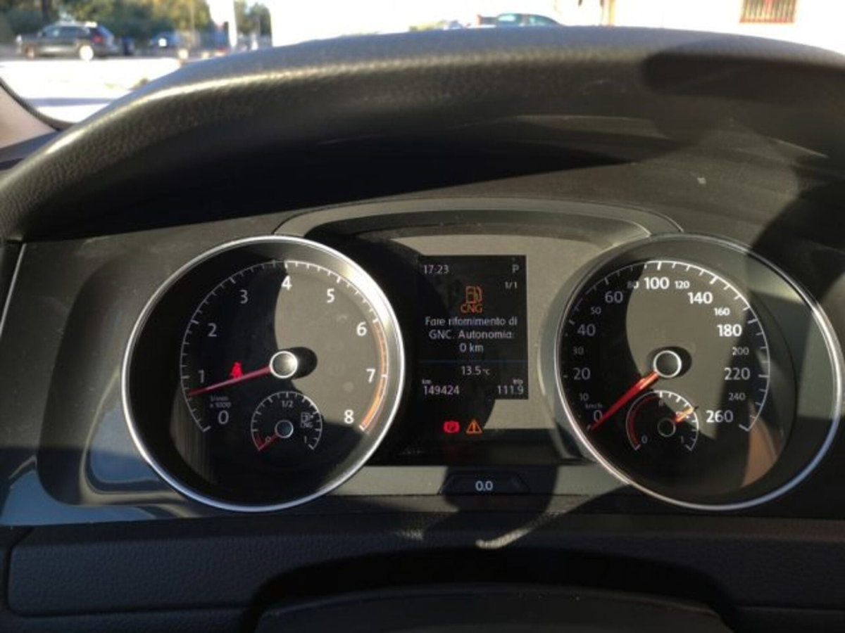 Volkswagen Golf 1.5 TGI DSG 5p. Business BlueMotion Technology (11)