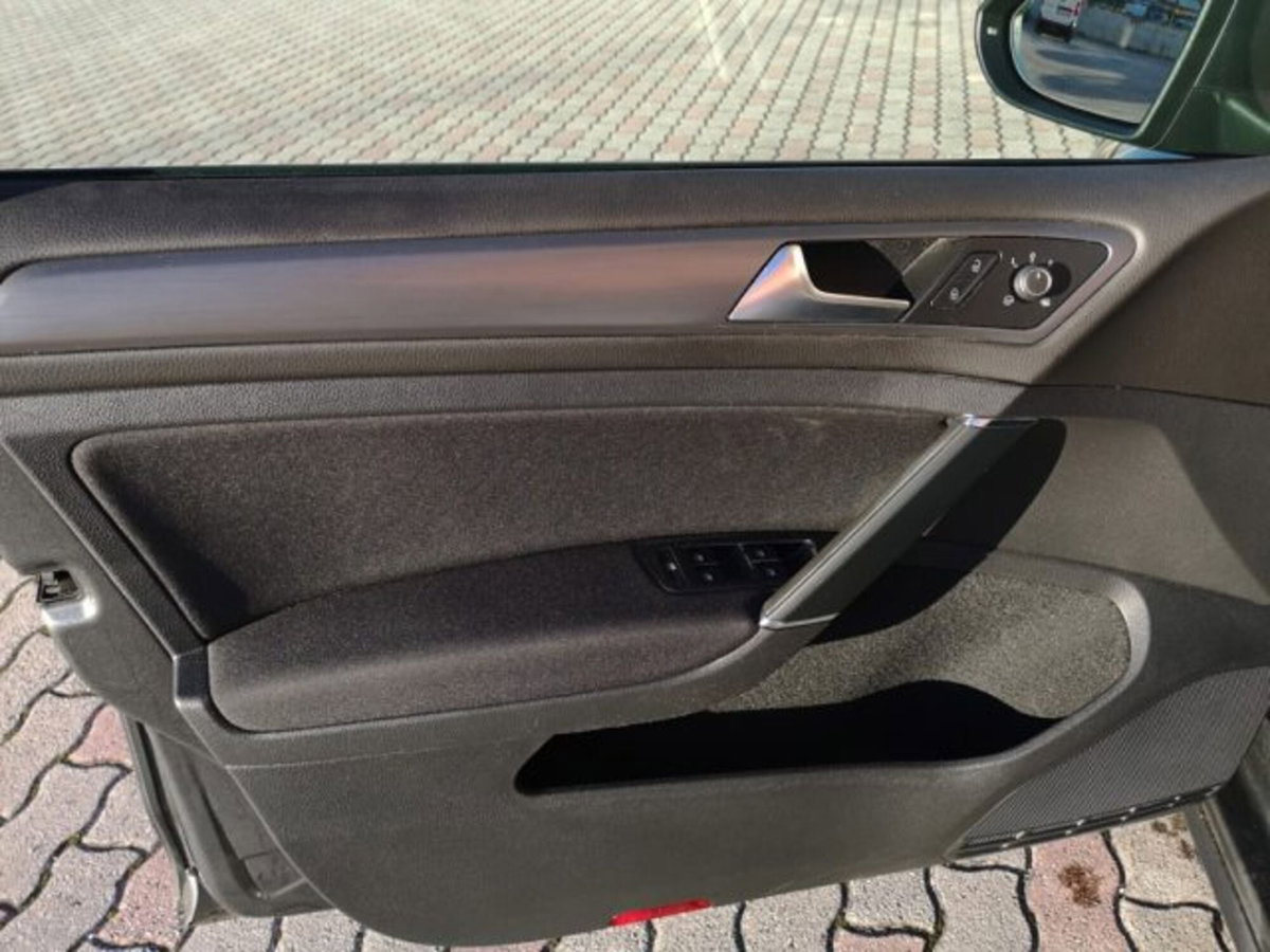 Volkswagen Golf 1.5 TGI DSG 5p. Business BlueMotion Technology (13)