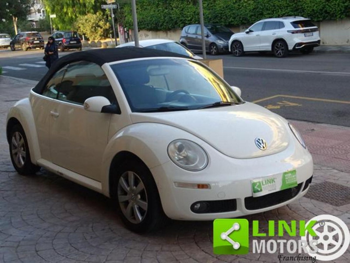 Volkswagen New Beetle Cabrio 1.6 Cabrio (3)