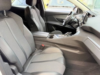 Peugeot 3008 Hybrid 225 e-EAT8 Allure Pack (10)