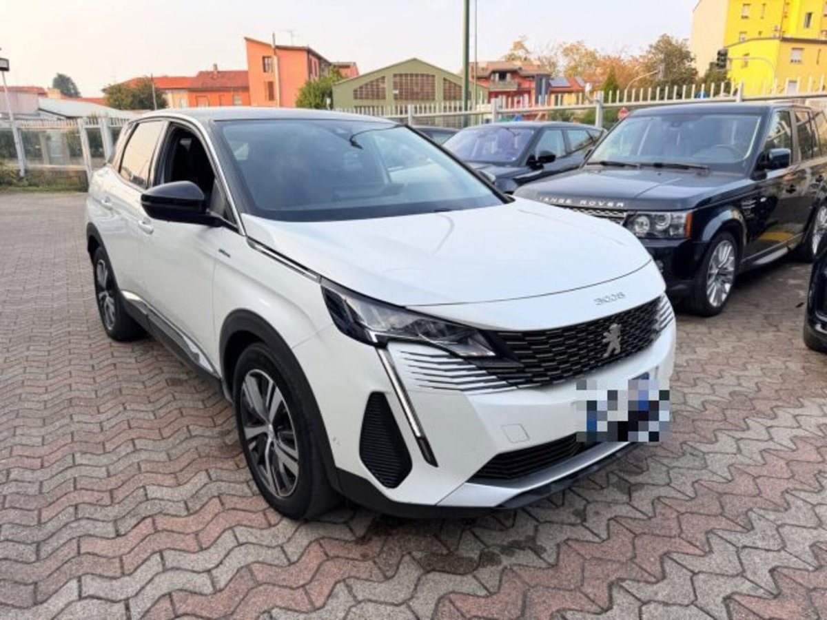 Peugeot 3008 Hybrid 225 e-EAT8 Allure Pack (3)