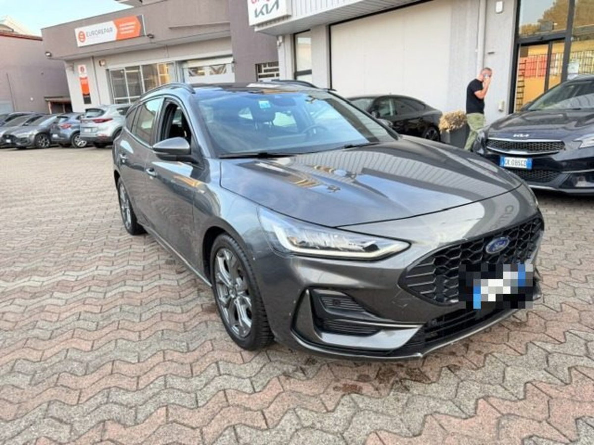 Ford Focus Station Wagon 1.0 EcoBoost Hybrid 125 CV Powershift SW ST-Line X