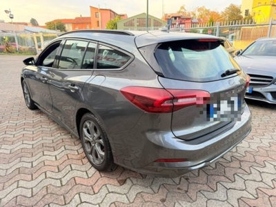 Ford Focus Station Wagon 1.0 EcoBoost Hybrid 125 CV Powershift SW ST-Line X (5)