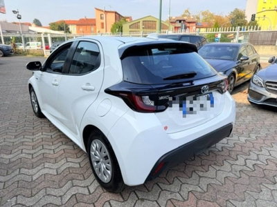Toyota Yaris 1.5 Hybrid 5 porte Energy (6)