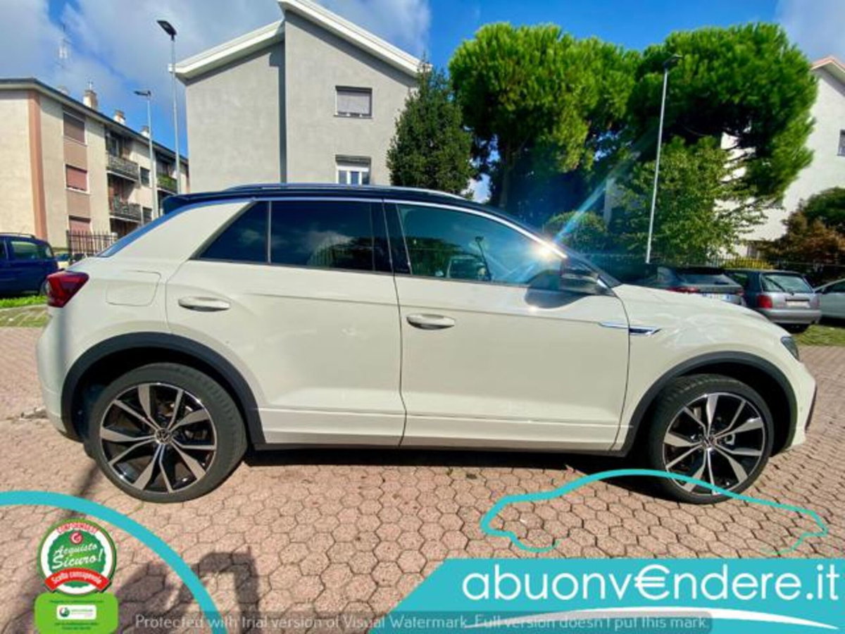 Volkswagen T-Roc 1.5 tsi R-Line (9)