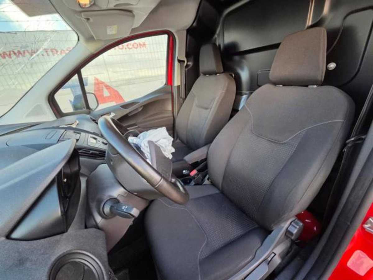 Ford Transit Courier 1.5 TDCi 100CV  Trend (10)