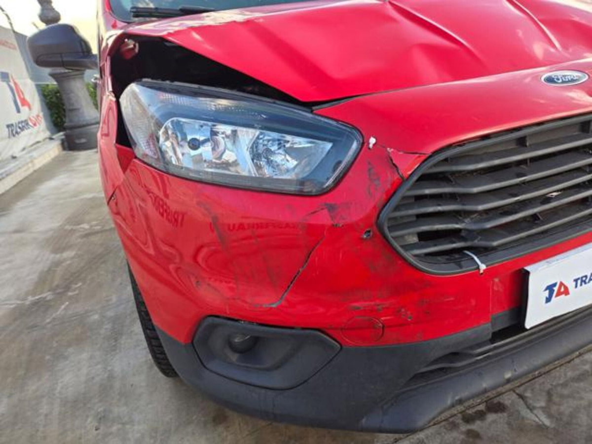Ford Transit Courier 1.5 TDCi 100CV  Trend (17)