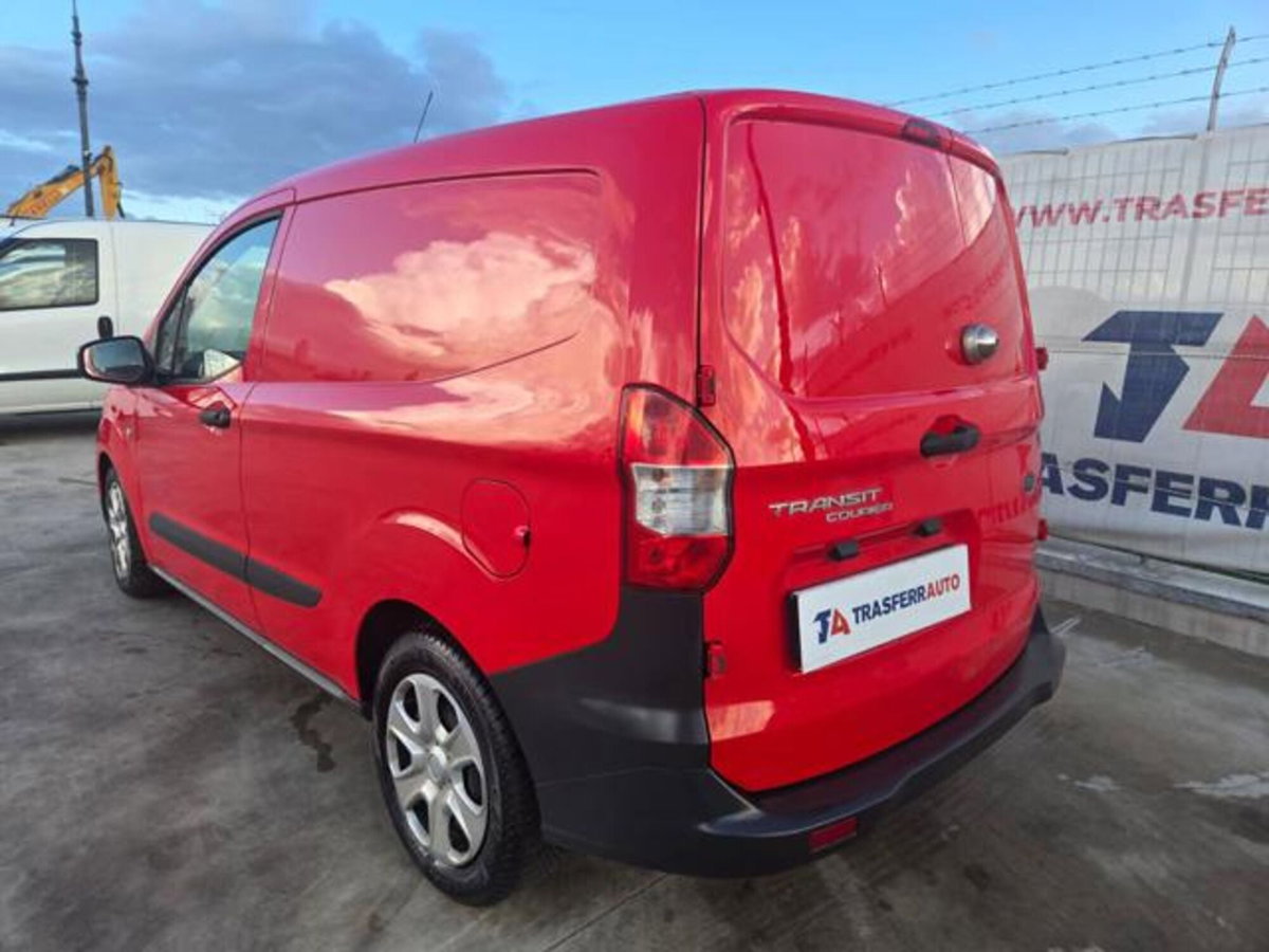 Ford Transit Courier 1.5 TDCi 100CV  Trend (3)